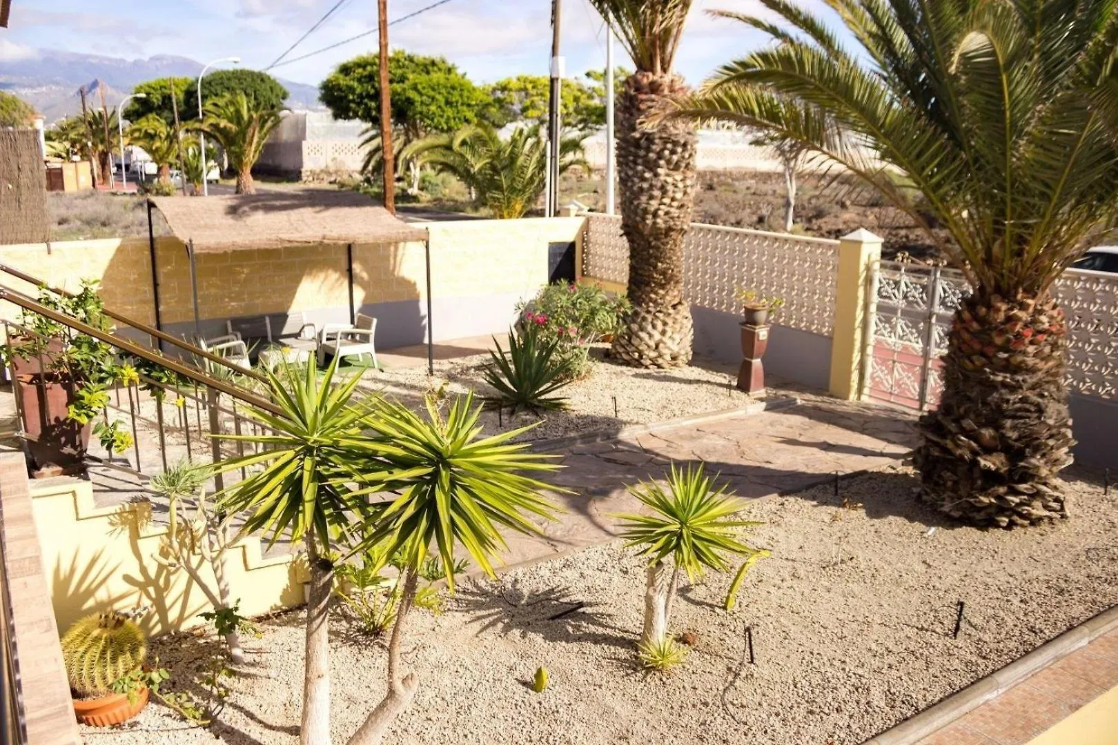 Semesterbostad Geraeumiges Haus Mit Exklusivem Schwimmbad Und Solarium Villa Las Galletas